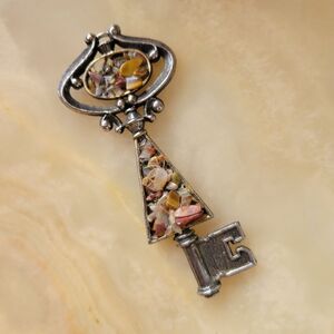 Unique Vintage 1960s Ornate Skeleton Key Design Pendant Inlay Gemstones